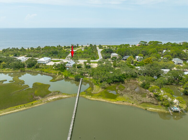 More Photos Of 127 Harbor Cir, Panacea Office Residential For Sale