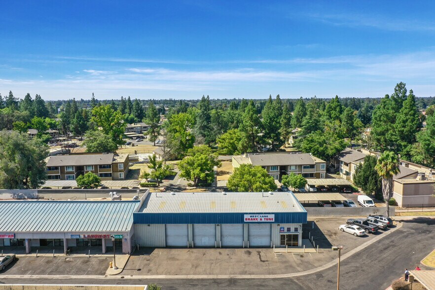 More Photos Of 8129 West Ln, Stockton Auto Repair For Sale