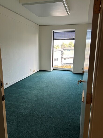 More Photos Of 1200 Mt Diablo Blvd, Walnut Creek Medical For Lease