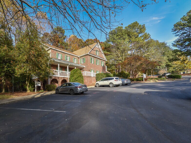 More Photos Of 5561 McNeely Dr, Raleigh Office For Lease