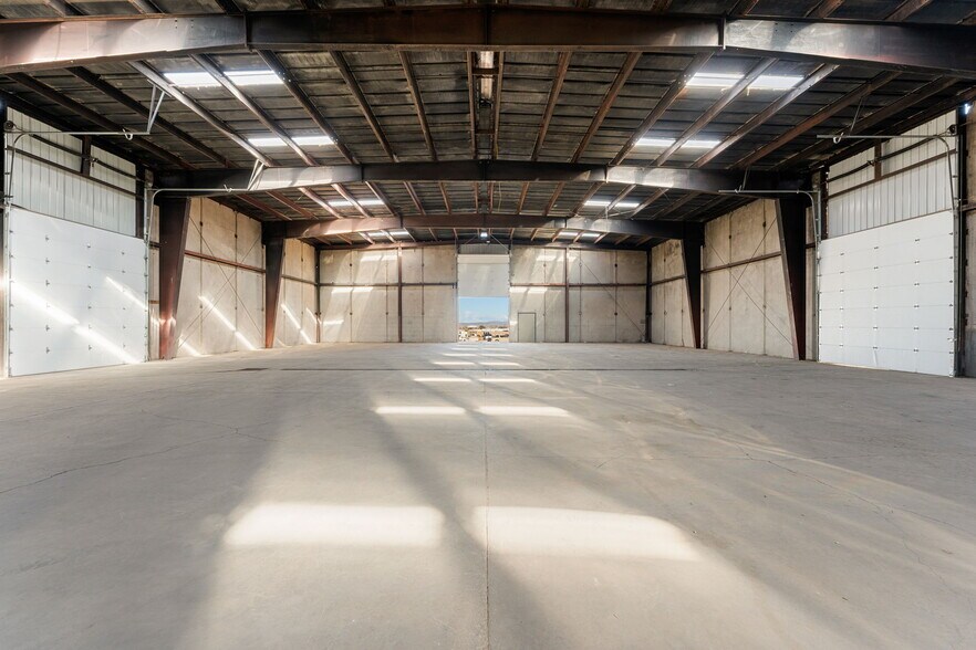 More Photos Of 1342 W Industrial Rd, Cedar City Warehouse For Lease