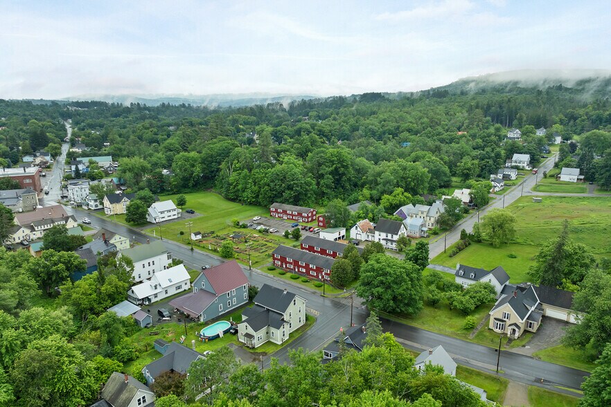 More Photos Of 4 Williams St, Lancaster Apartments For Sale