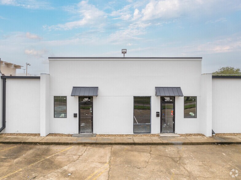 More Photos Of 1800 Dabney Dr, Pasadena Office Residential For Lease