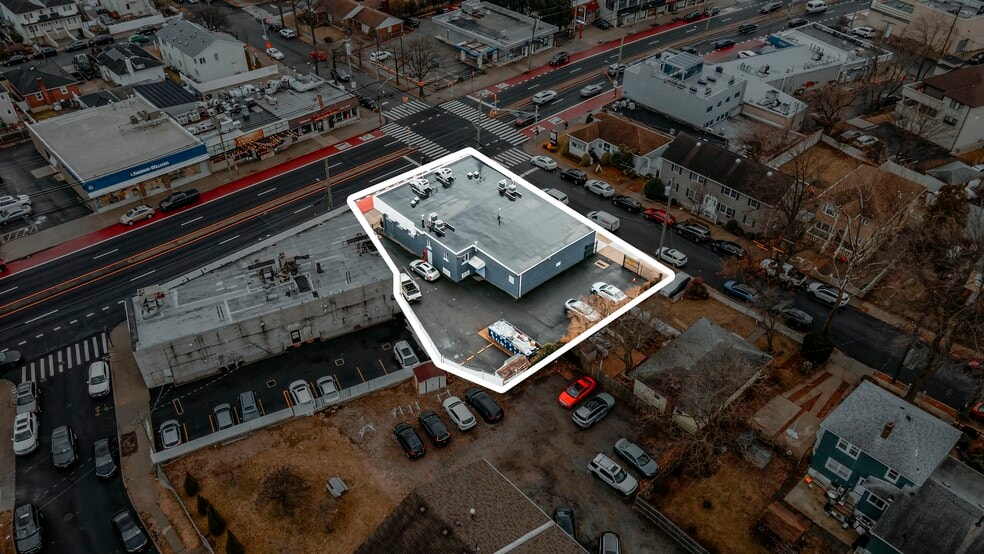 More Photos Of 1475 Hylan Blvd, Staten Island Freestanding For Sale