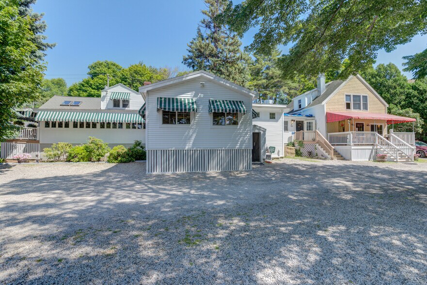 More Photos Of 200 Shore Rd, Ogunquit Restaurant For Sale