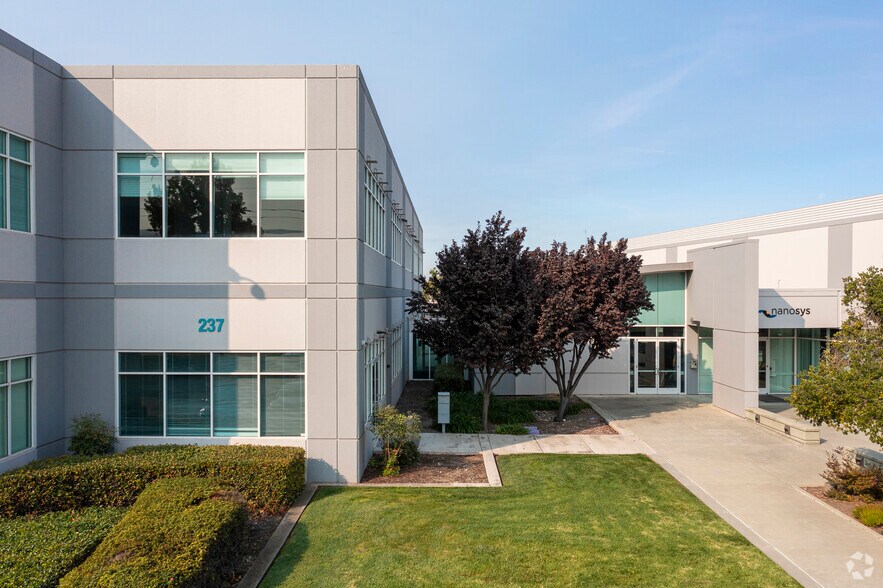 More Photos Of 237 S Hillview Dr, Milpitas Research And Development For Lease