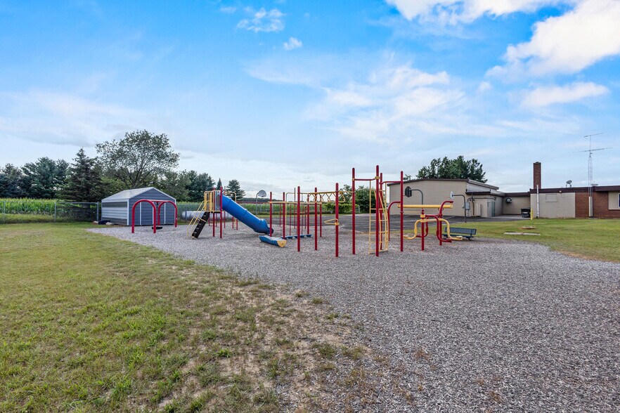 More Photos Of W11195 WI-127, Portage Schools For Sale