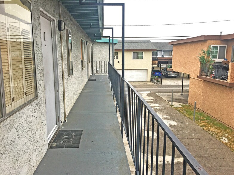 More Photos Of 1010 E Broadway, Anaheim Apartments For Sale