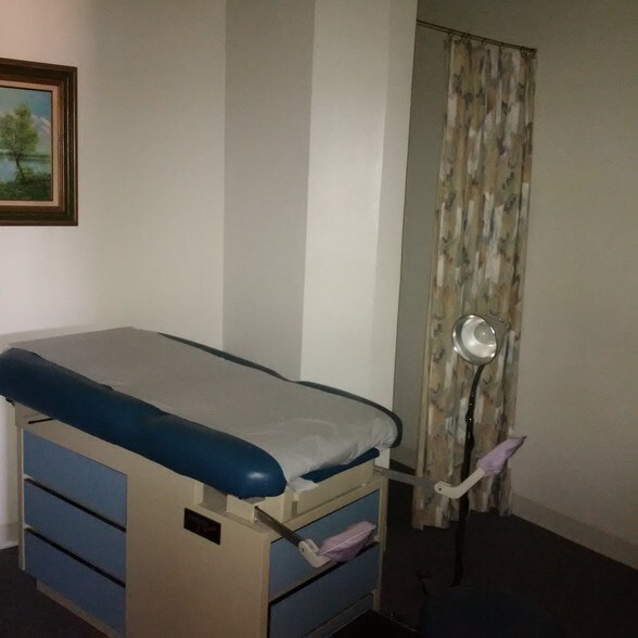 More Photos Of 926 14th St N, Texas City Medical For Sale