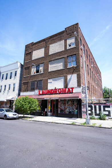 Primary Photo Of 238 Melrose St, Brooklyn Office Residential For Sale