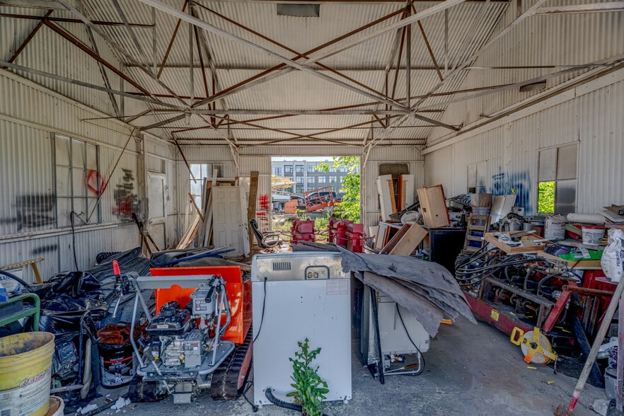 More Photos Of 301 Burke Ave, Jonesboro Warehouse For Sale