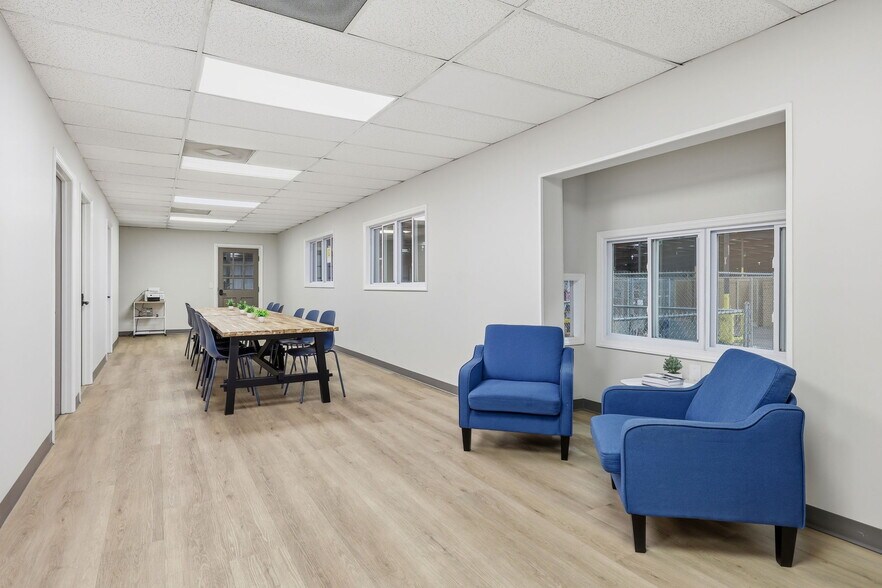 More Photos Of 1730 Five Points Ln, Fuquay-Varina Warehouse For Lease
