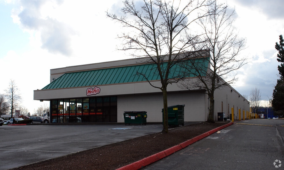 More Photos Of 302-330 SW 43rd St, Renton Unknown For Lease