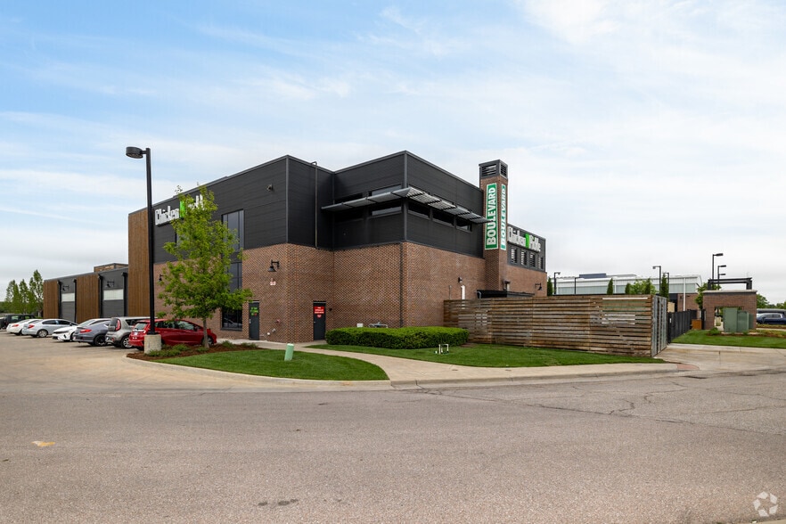 More Photos Of 1240 N Greenwich Rd, Wichita Restaurant For Sale