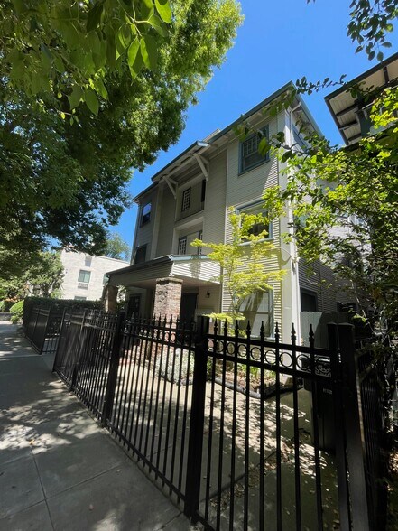 More Photos Of 1421 G St, Sacramento Apartments For Sale