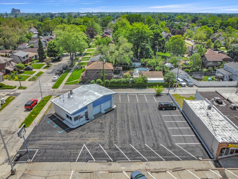 More Photos Of 2225 West Rd, Trenton Research And Development For Lease