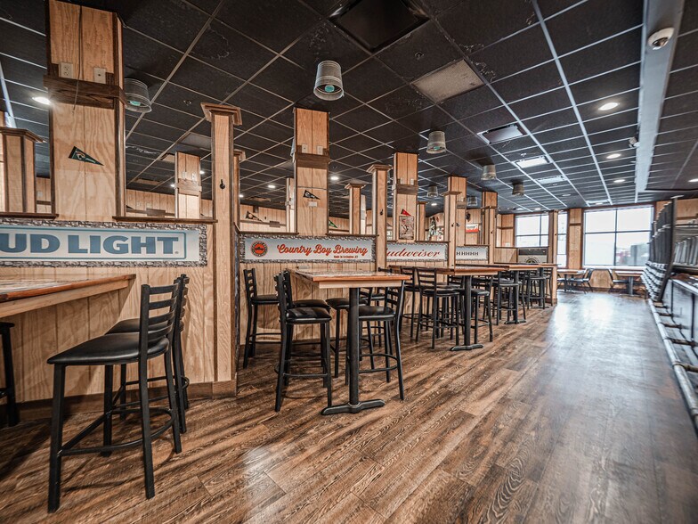 More Photos Of 401 Walker Dr, Henderson General Retail For Sale