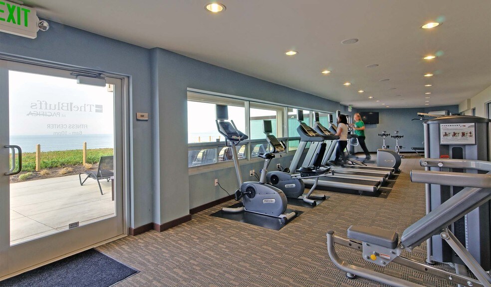 More Photos Of 380 Esplanade Ave, Pacifica Apartments For Sale