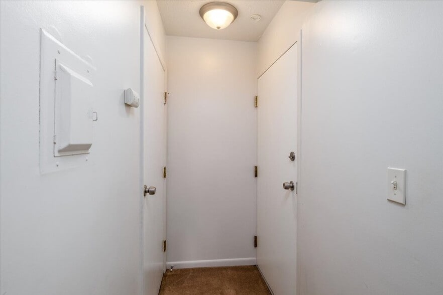 More Photos Of 1803 Cromwell Dr, Akron Apartments For Sale