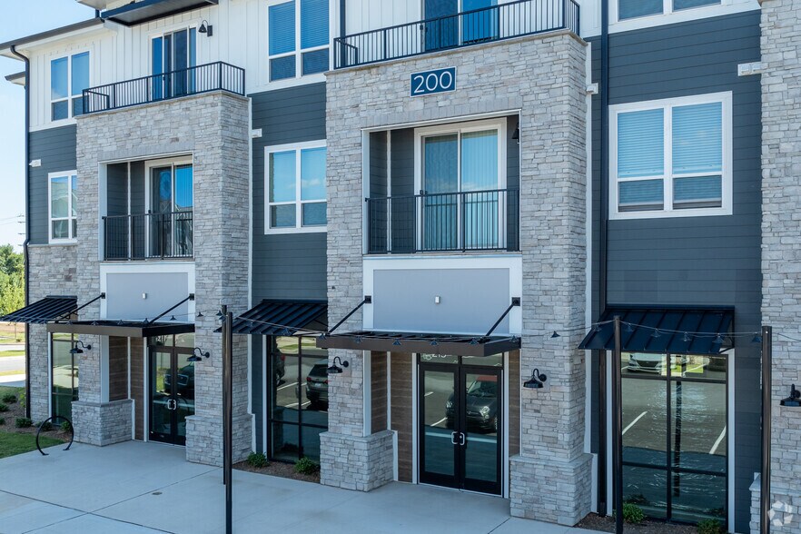 More Photos Of 400 Alex Ridge Dr, Fuquay Varina Apartments For Lease