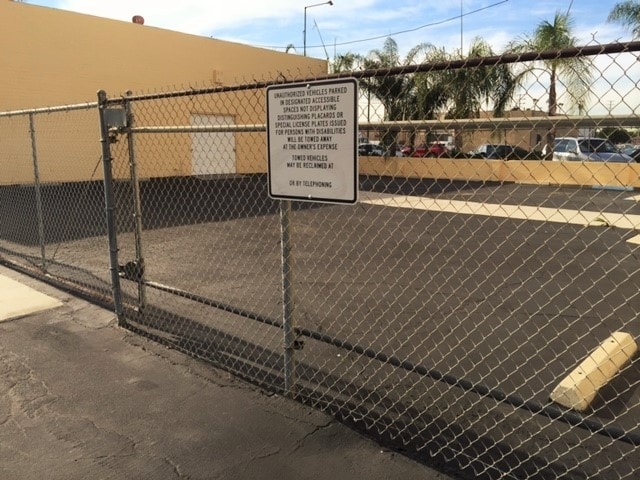 More Photos Of 8152 Firestone Blvd, Downey Storefront Retail Office For Lease
