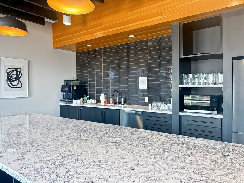 More Photos Of 232 3rd St N, La Crosse Coworking Space