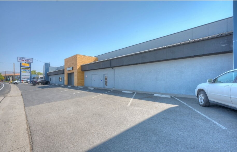 More Photos Of 3000-3090 Mill St, Reno Unknown For Lease