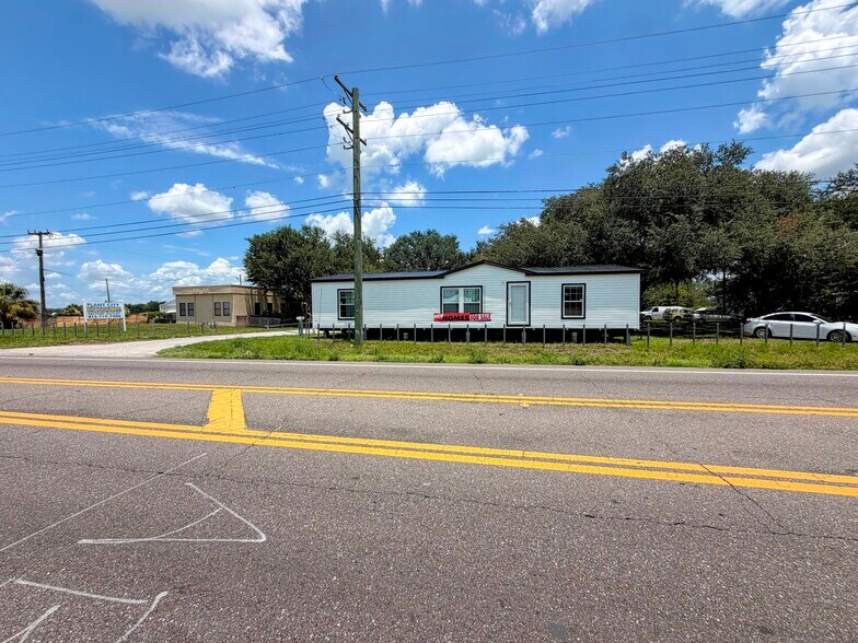 More Photos Of 2290 E Us-92, Plant City Office Residential For Sale