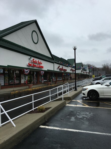 More Photos Of 475 Spotswood Englishtown Rd, Monroe Township Storefront For Sale