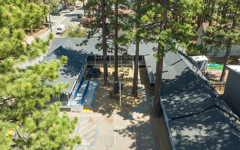 More Photos Of 3918 Pioneer Trl, South Lake Tahoe Hotel For Sale