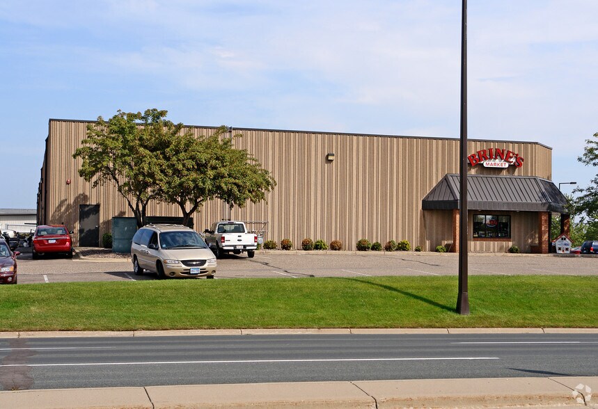 More Photos Of 1754-1790 Washington Ave, Stillwater Freestanding For Lease