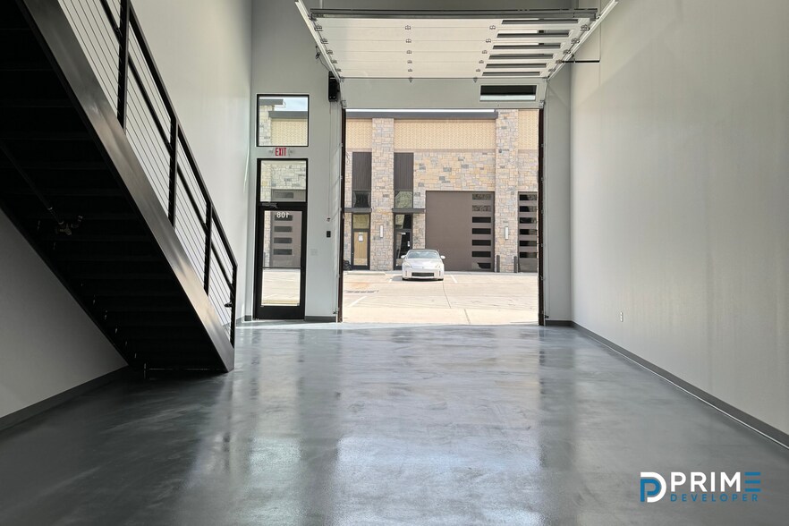More Photos Of 2601 E State Hwy 121, Lewisville Industrial For Sale