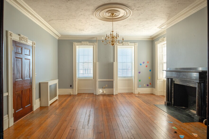 More Photos Of 1061 Pleasant St, New Bedford Medical For Sale