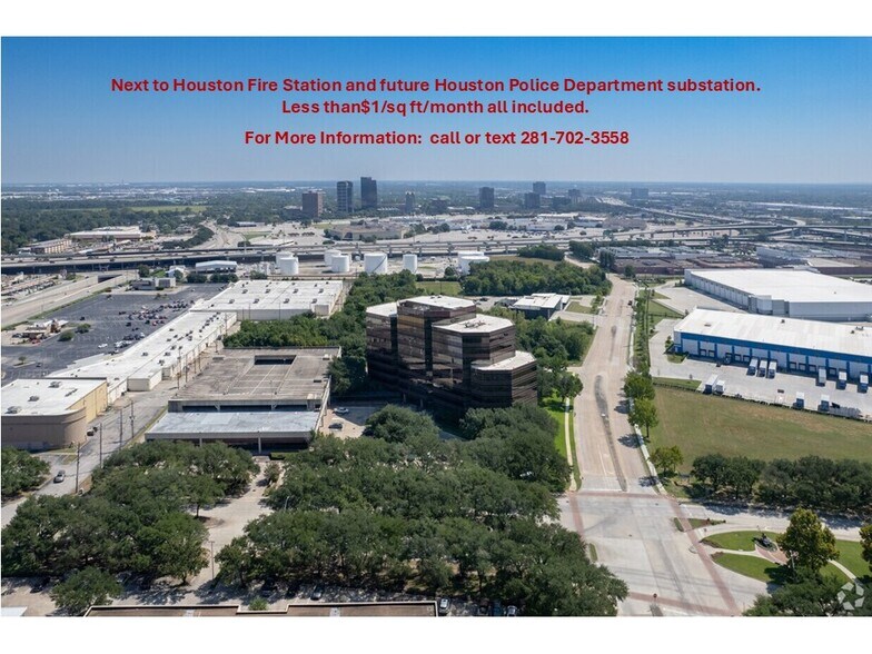More Photos Of 450 Gears Rd, Houston Office For Lease