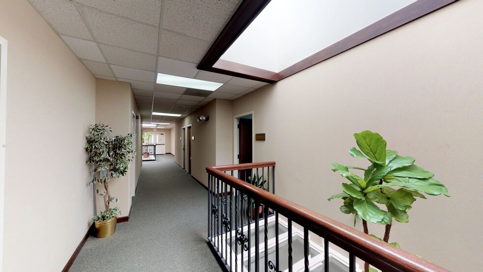 More Photos Of 2101 N Sardis Rd, Charlotte Office For Sale