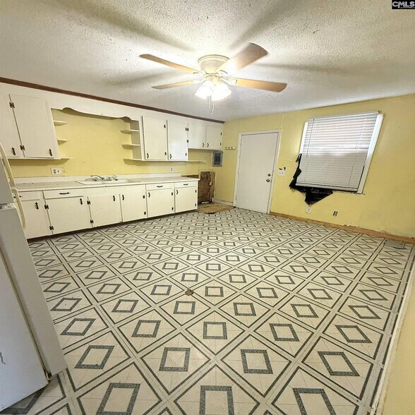 More Photos Of 324 N Parson St, West Columbia Multifamily For Sale