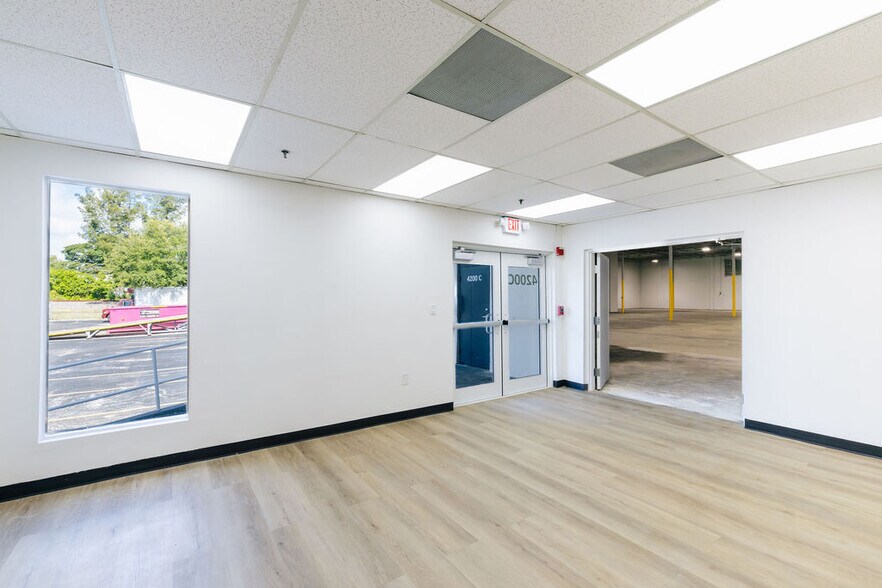 More Photos Of 4200 N 29th Ave, Hollywood Unknown For Lease
