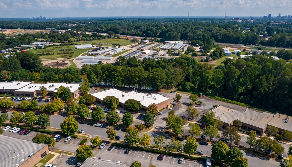 More Photos Of 617 Hutton St, Raleigh Research And Development For Lease