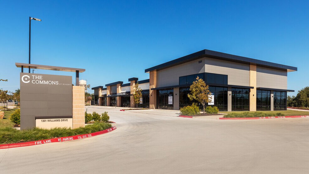 More Photos Of 1301 Williams Dr, Georgetown Storefront For Lease