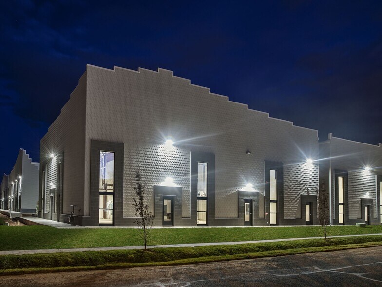 More Photos Of 3540 Highway 52, Frederick Flex For Lease