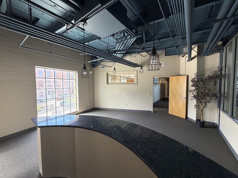 More Photos Of 60 Browns Race, Rochester Office Residential For Lease