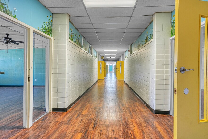 More Photos Of 5402 NW Kinyon Ave, Lawton Schools For Lease