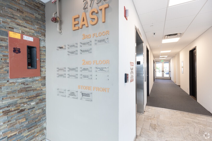 More Photos Of 2755 E Oakland Park Blvd, Fort Lauderdale Office For Lease