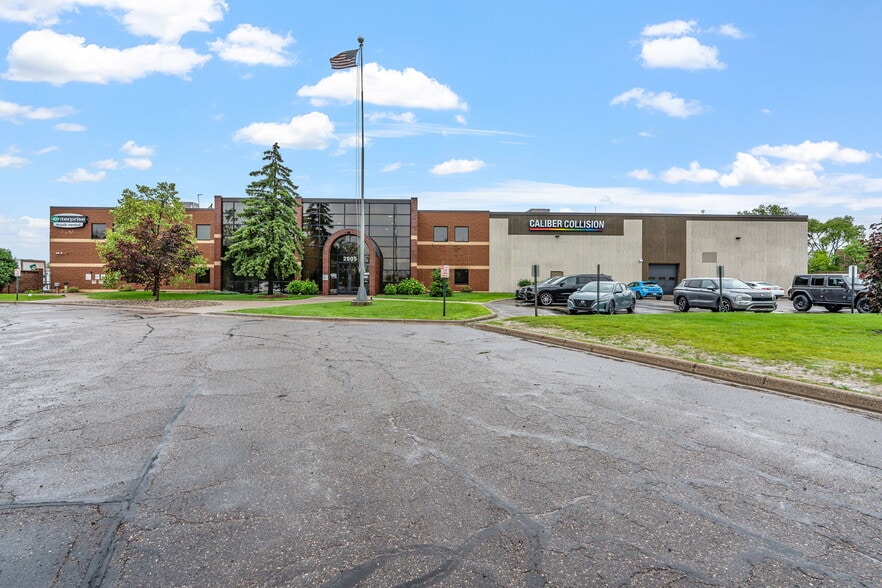 More Photos Of 2905 Lexington Ave S, Eagan Flex For Sale
