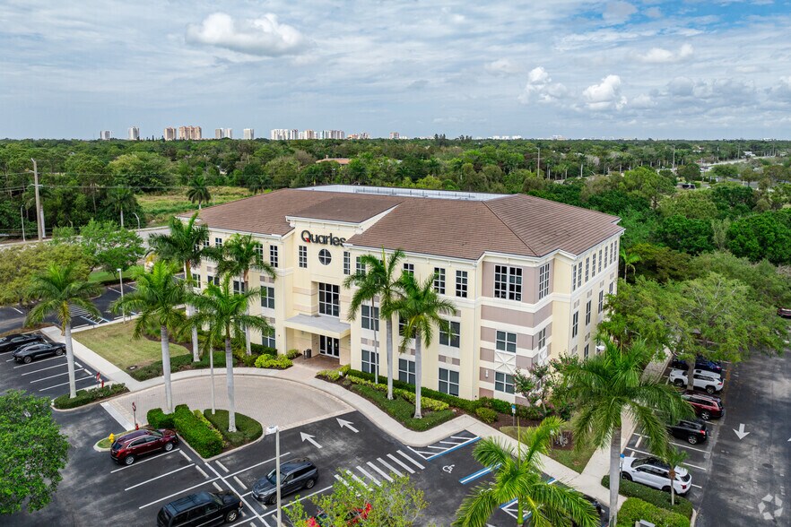 More Photos Of 1395 Panther Ln, Naples Office For Lease