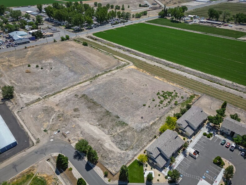 More Photos Of 0 Bridge St, Yerington Land For Sale