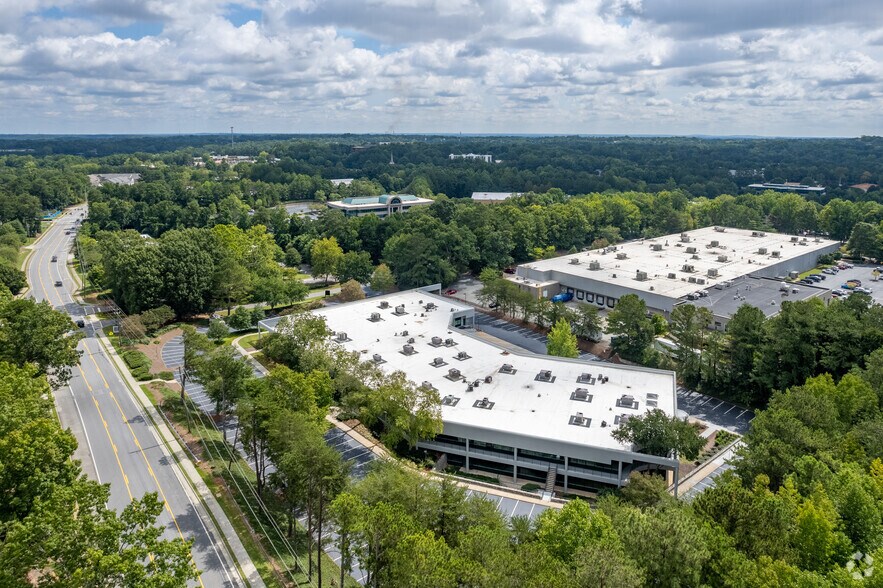 More Photos Of 680 Engineering Dr, Peachtree Corners Research And Development For Sale