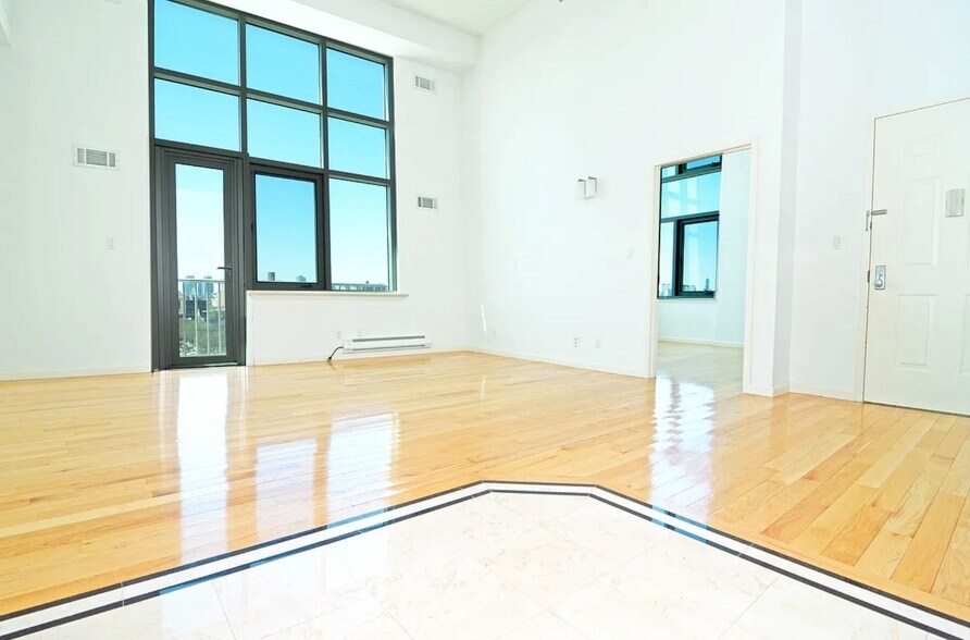 More Photos Of 467 Keap St, Brooklyn Apartments For Lease