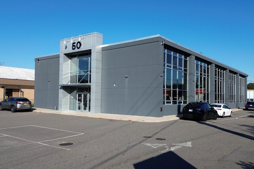 Primary Photo Of 50 Jericho Tpke, Jericho Office For Sale