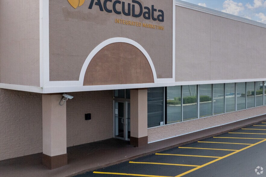 More Photos Of 12901 Mcgregor Blvd, Fort Myers Unknown For Lease